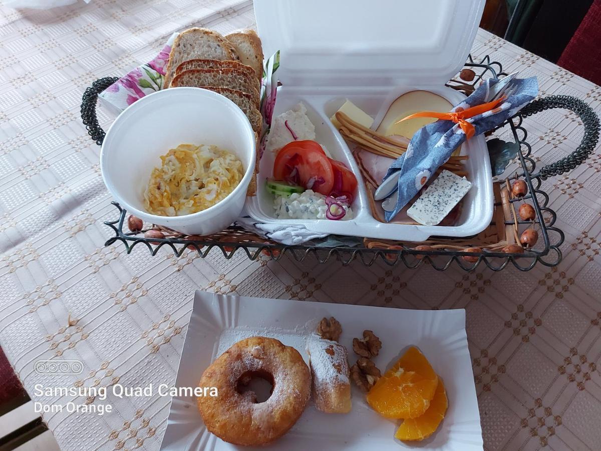 Dom Goscinny Orange Wysowa-Zdrój المظهر الخارجي الصورة